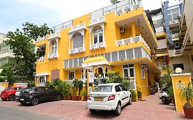 Chitra Katha - A Story Per Stay